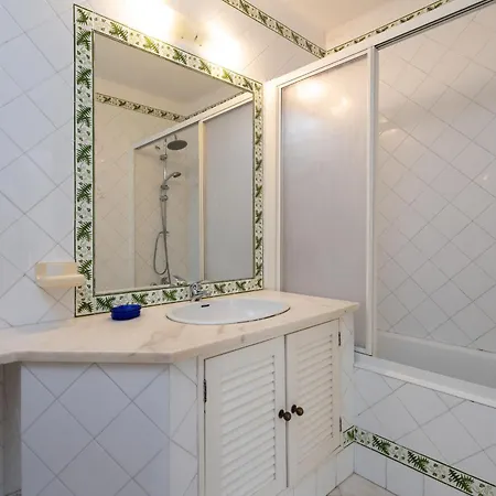 Vilamouratenis Sunscape By Sapvillas *